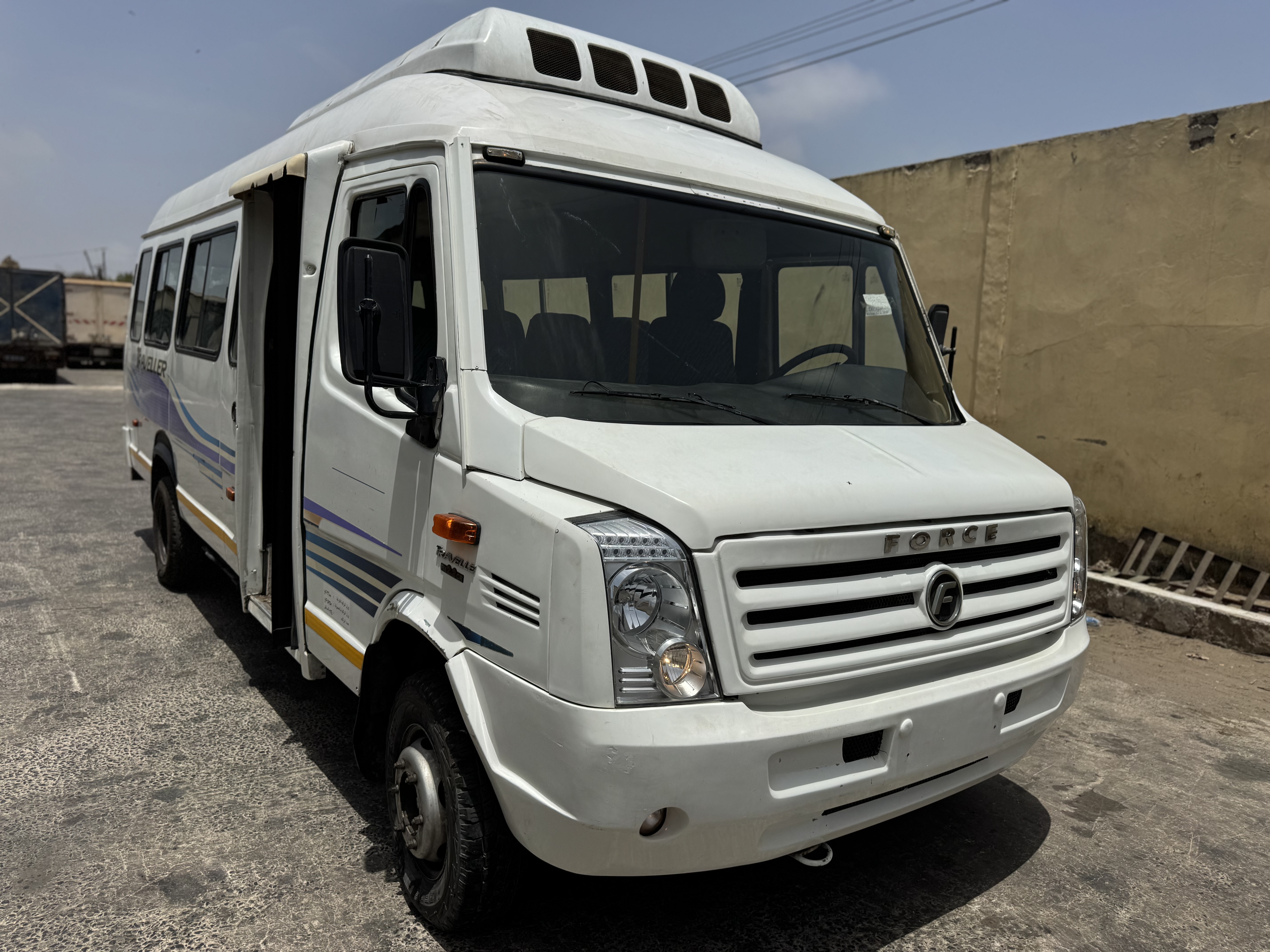 Force TRAVELLER 2017